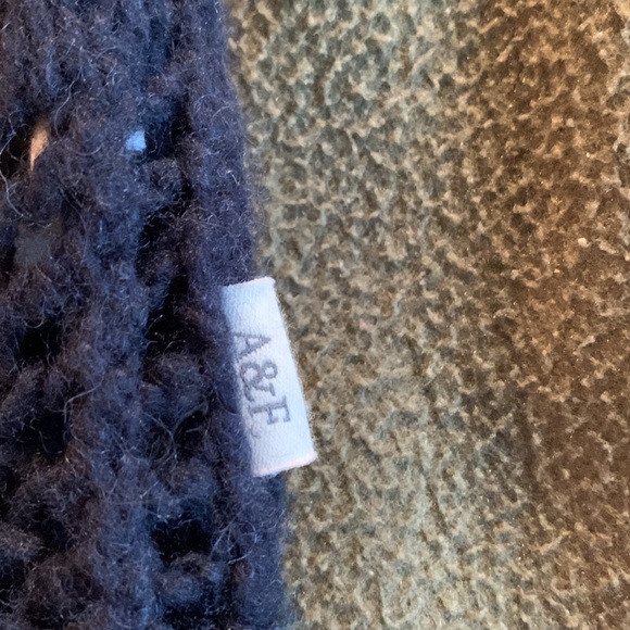 Abercrombie & Fitch navy, short sleeve, open knit sweater.  Size medium - Picture 5 of 7